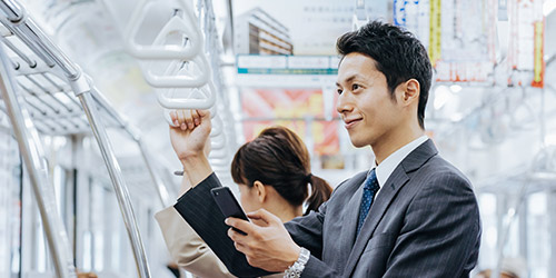 午後9時までの診療(日曜は午後6時まで)